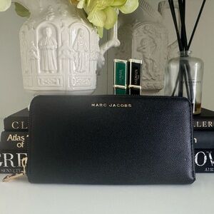 Marc Jacobs Black Pebbled Leather Continental Zip Around Wallet